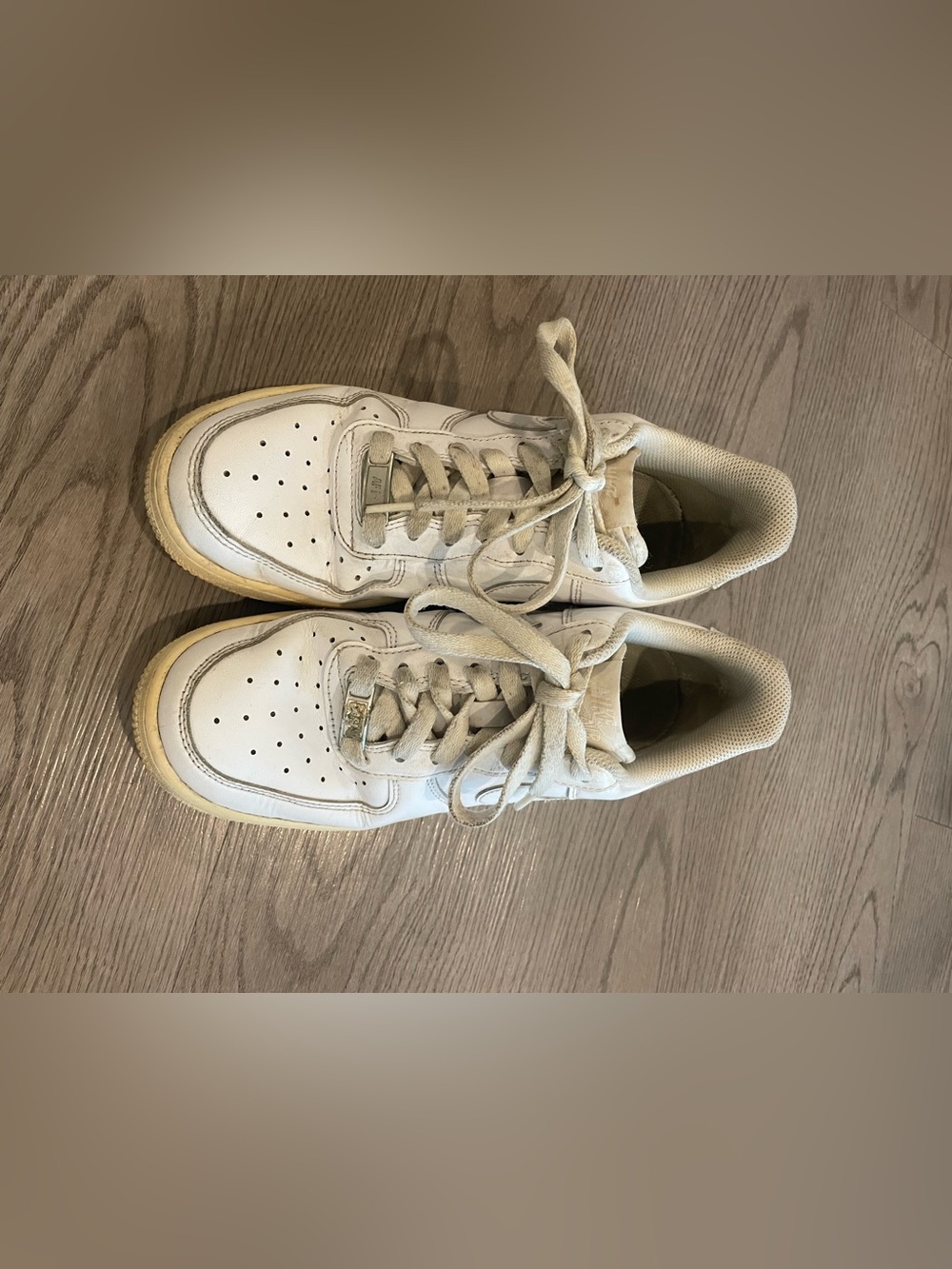 Nike Kids White Low-Top Sneakers - Picture 2 of 6